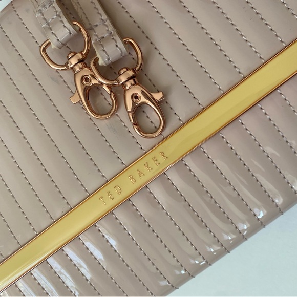 Ted Baker pink crossbody and clutch - Picture 3 of 12